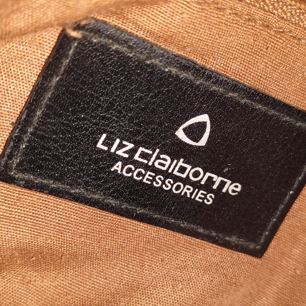 👜VINTAGE👜 LIZ CLAIBORNE ACCESSORIES Hobo Style Satchel in Brown - Picture 4 of 9